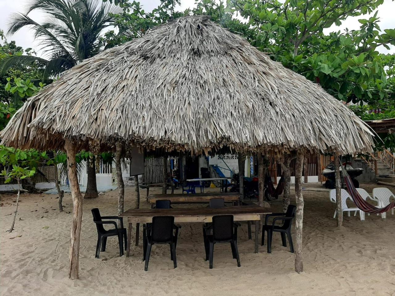 Casa Madriguena Hostel Rincón Buitenkant foto