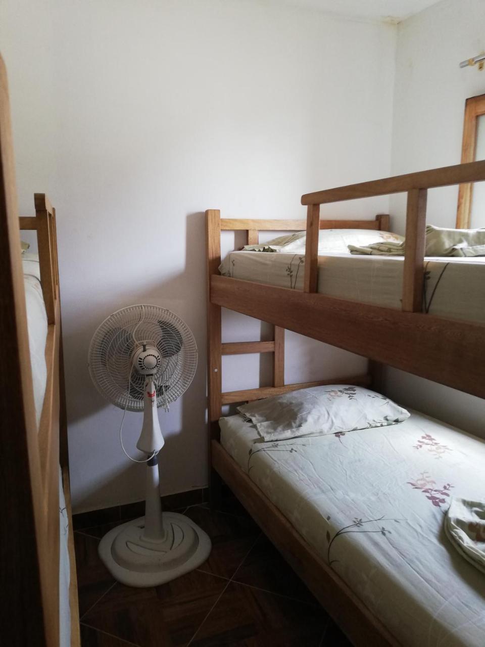 Casa Madriguena Hostel Rincón Buitenkant foto